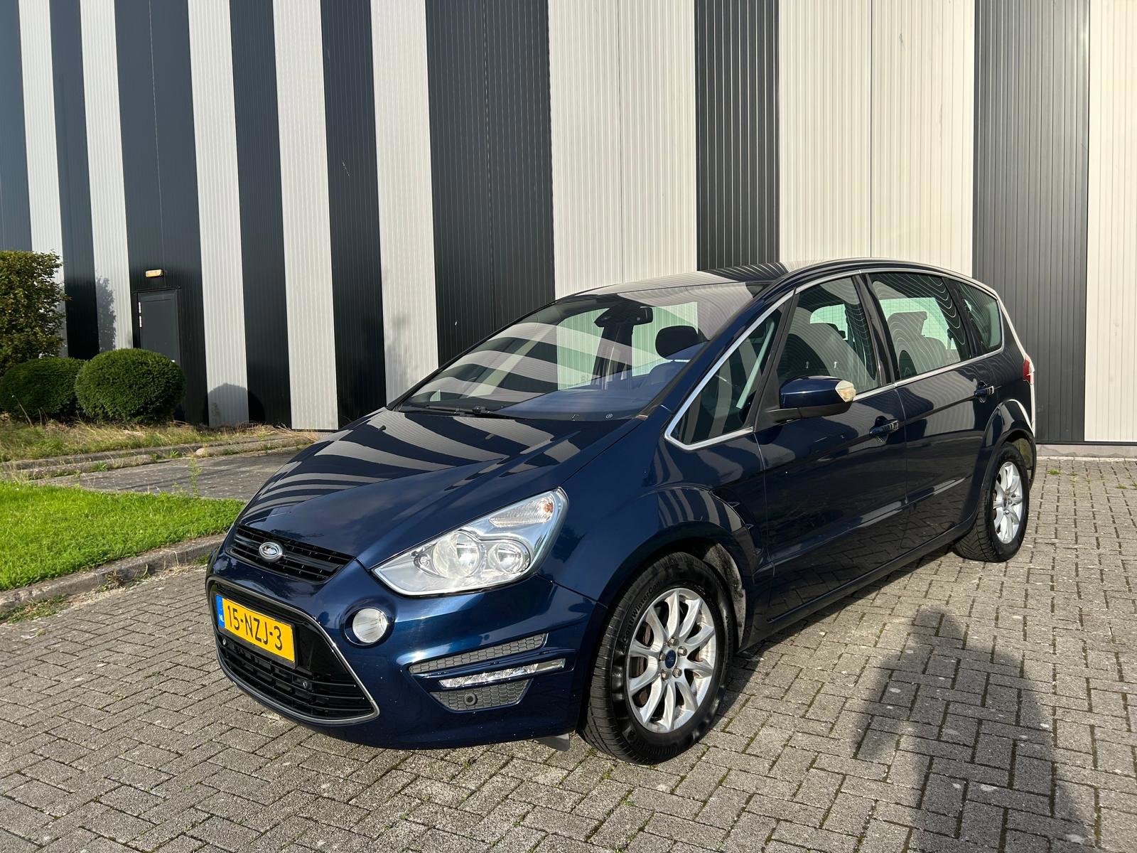 Foto van Ford S-max