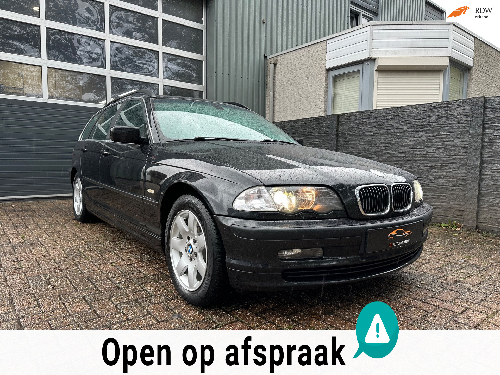 BMW 3er Reihe 320i Executive 2000 - voorkant