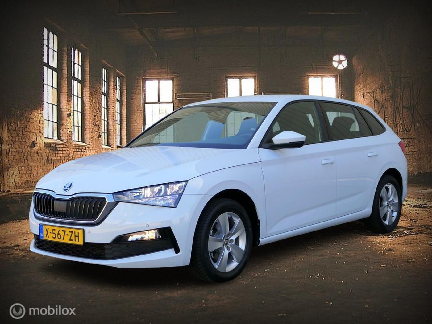 Skoda Scala 1.0 TSI Sport Business - navi - gar. t/m 03-2028 2024 - voorkant