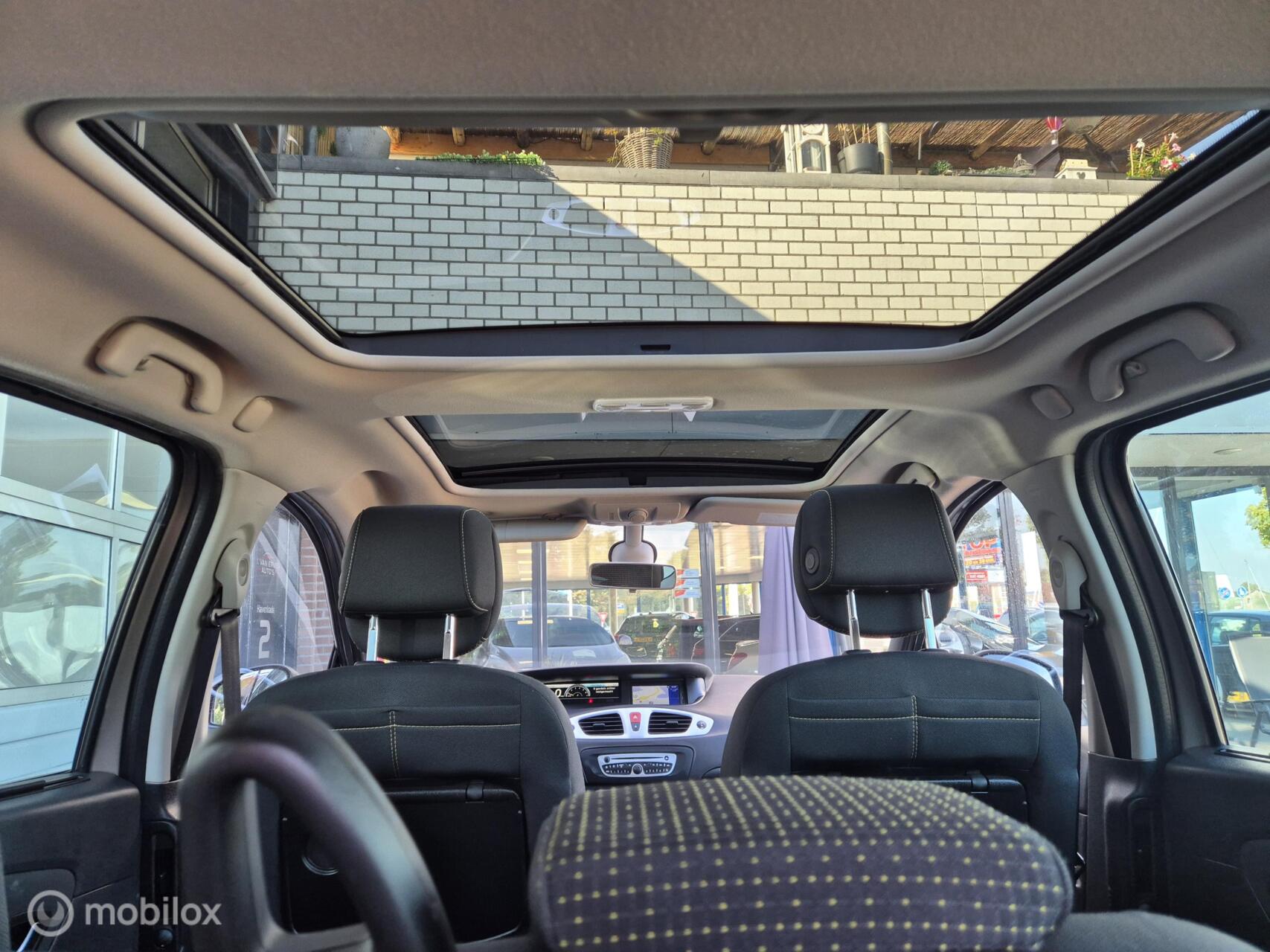 Foto van Renault Megane Scenic