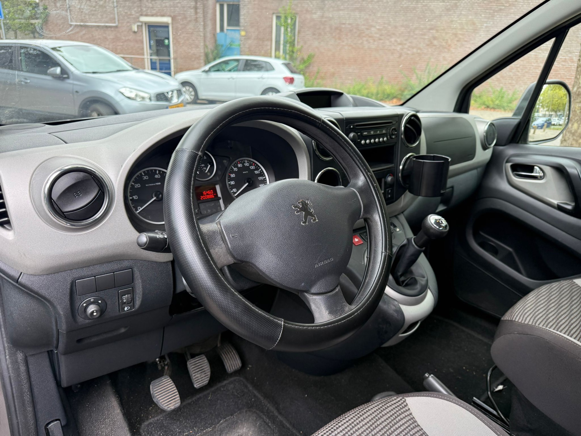 Foto van Peugeot Partner