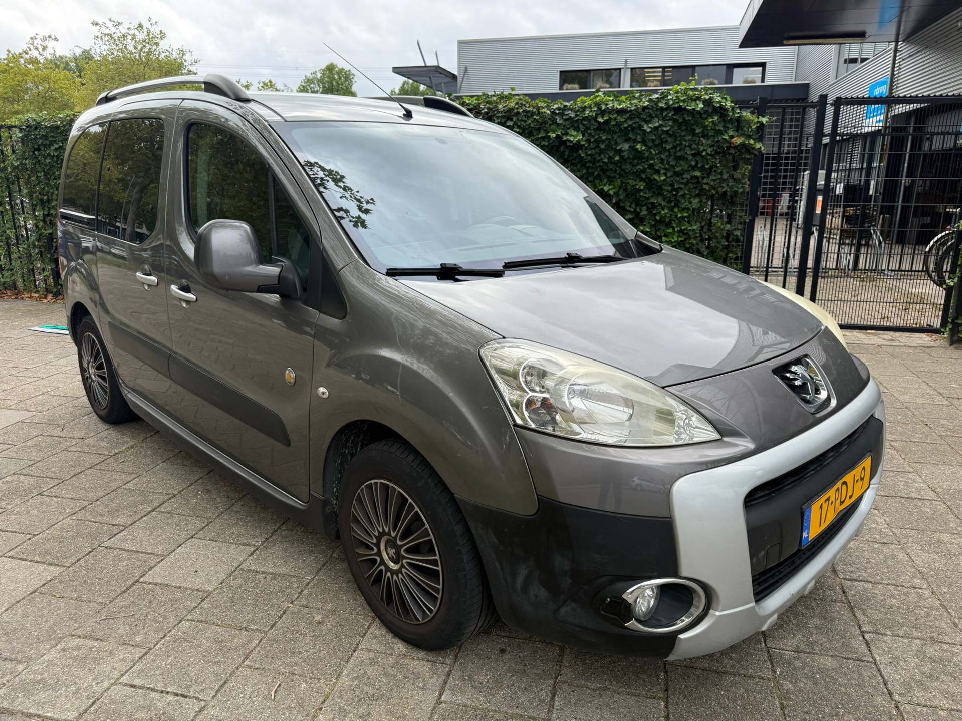 Foto van Peugeot Partner
