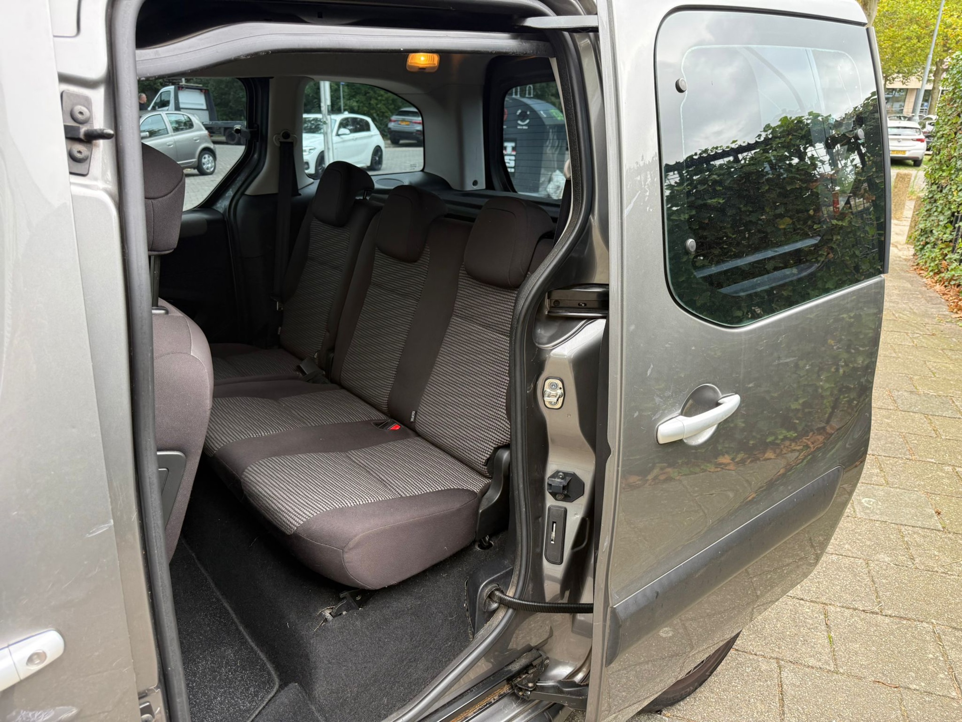 Foto van Peugeot Partner