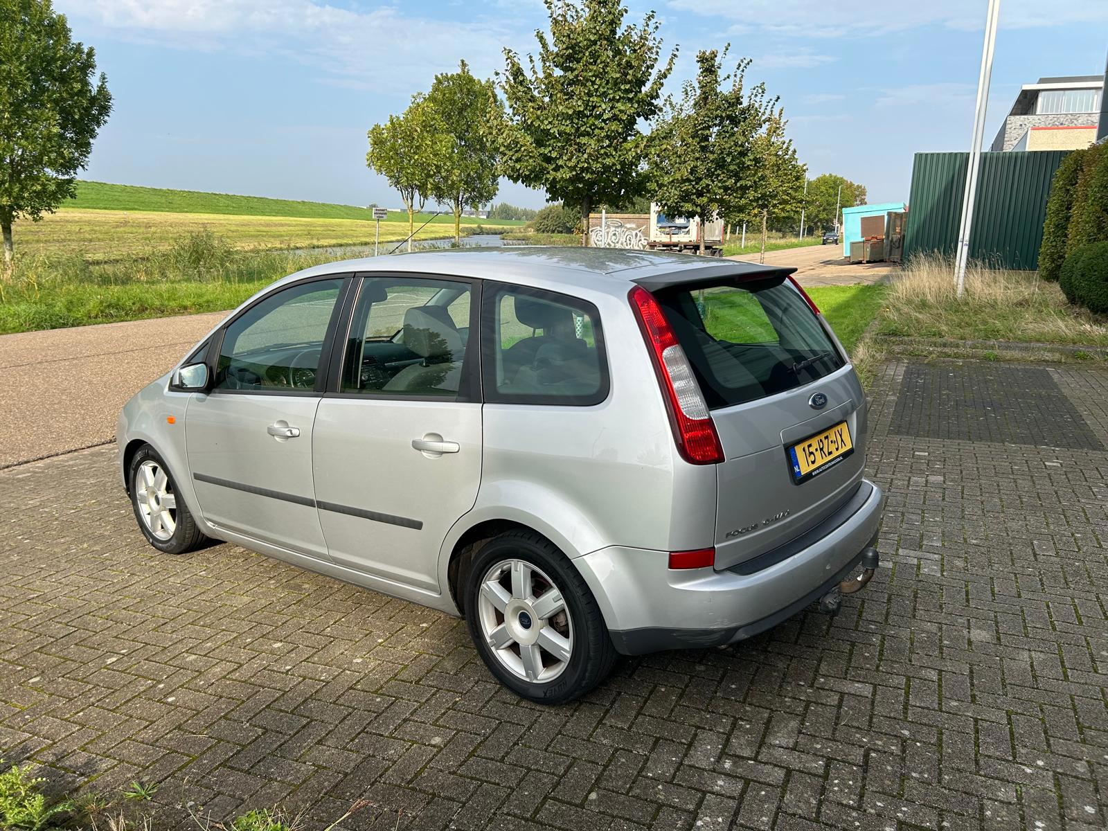 Foto van Ford Focus C-max