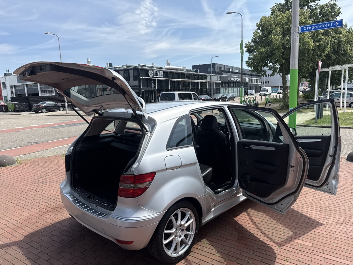 Foto van Mercedes-Benz B 170
