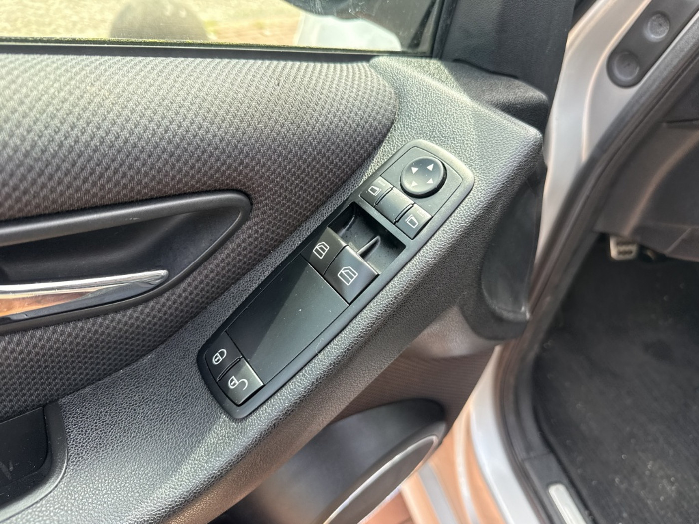 Foto van Mercedes-Benz B 170