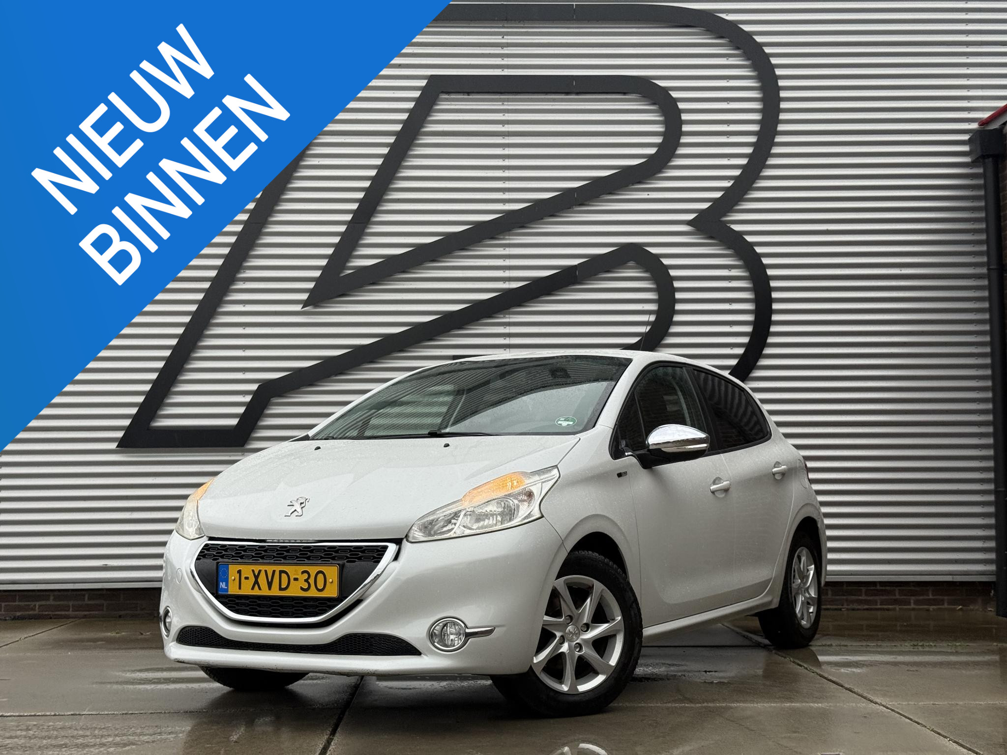 Peugeot 208 1.2 VTi Style 2014 - voorkant