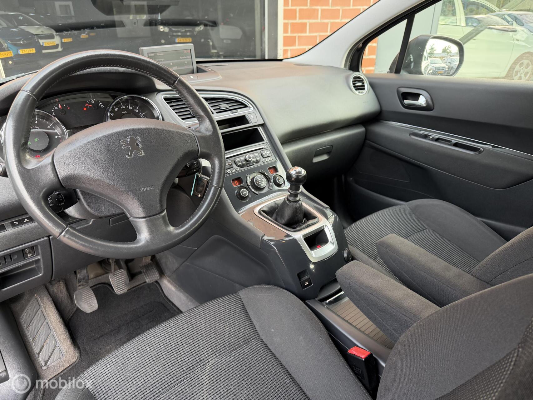 Foto van Peugeot 5008