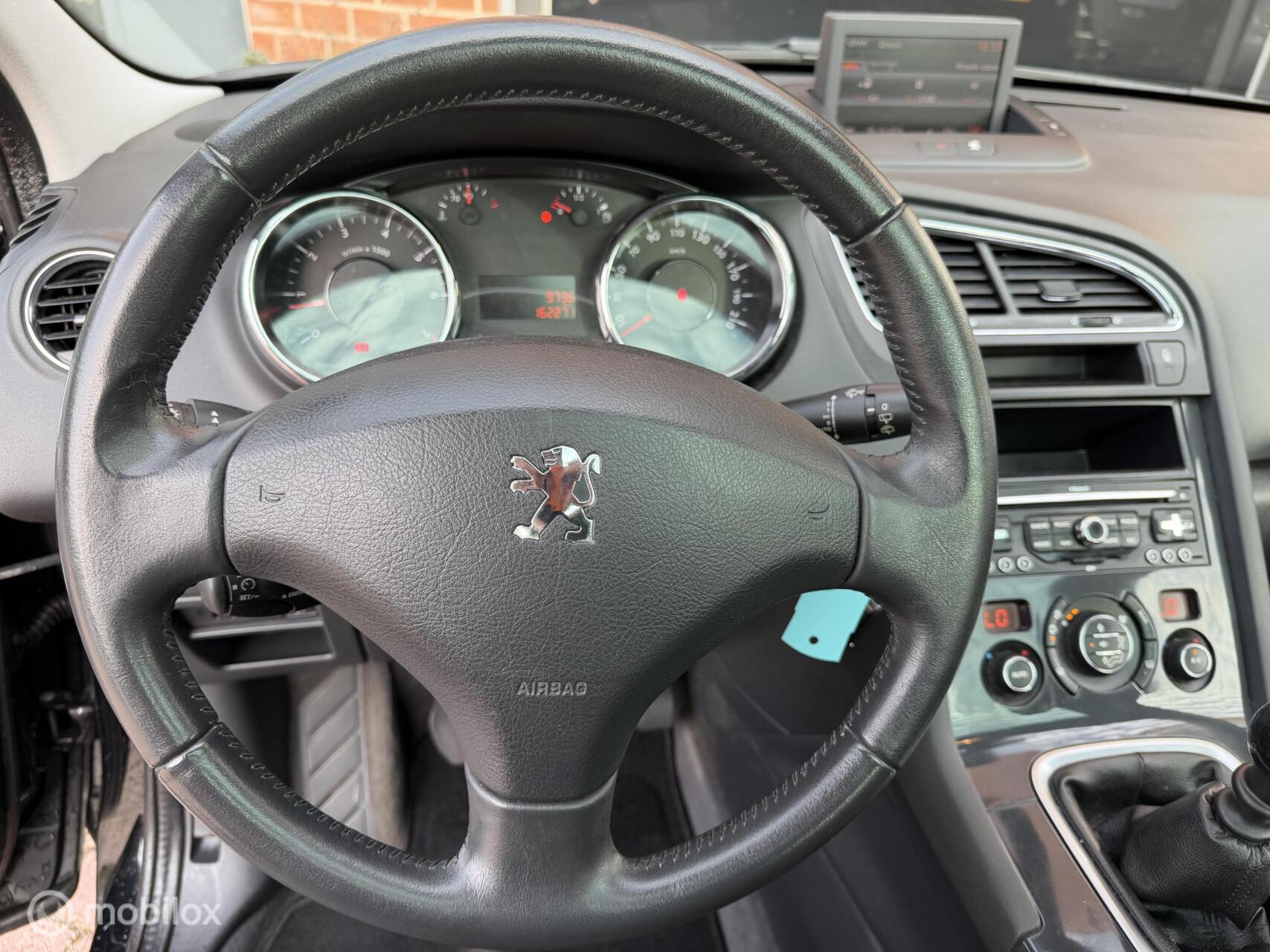 Foto van Peugeot 5008