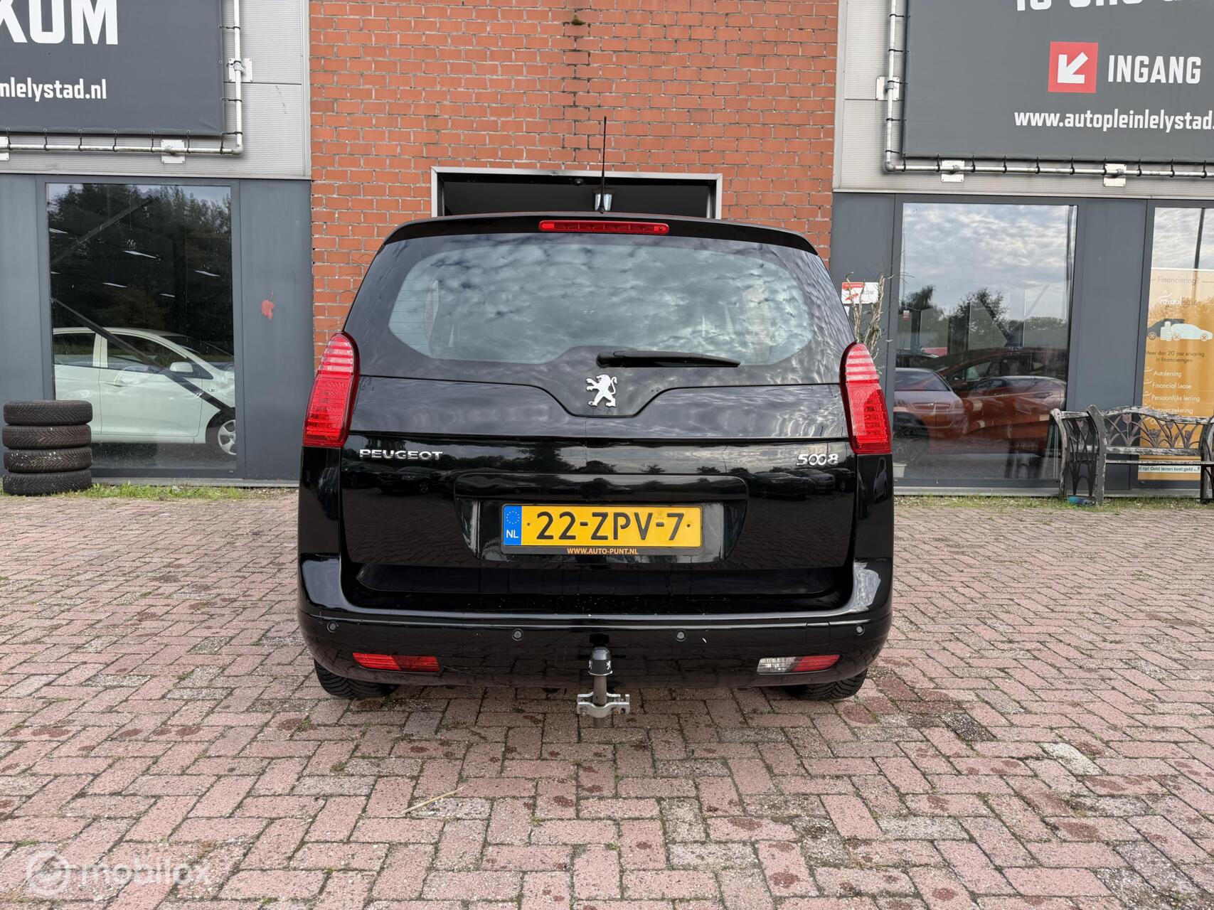 Foto van Peugeot 5008