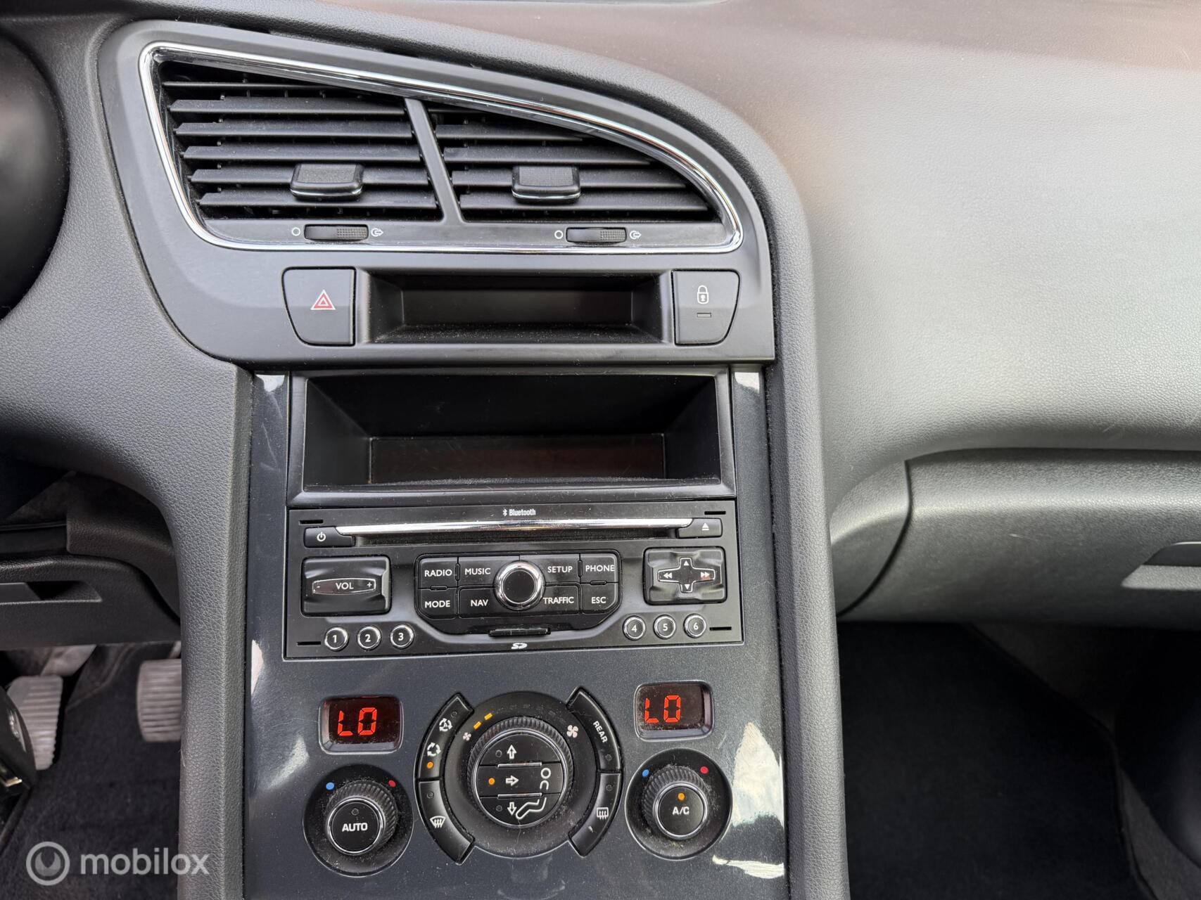 Foto van Peugeot 5008