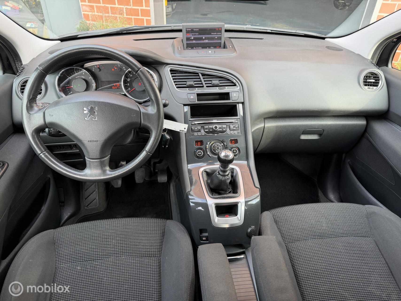 Foto van Peugeot 5008