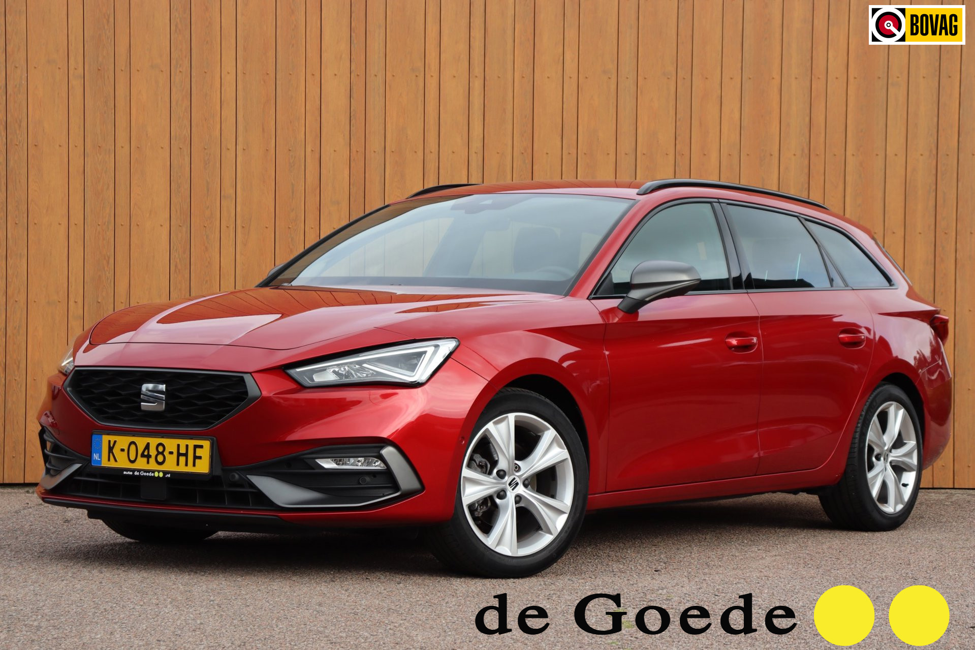 Seat Leon Sportstourer Org.NL camera el.klep stuur+stoelverw el.trekhaak 2020 - voorkant