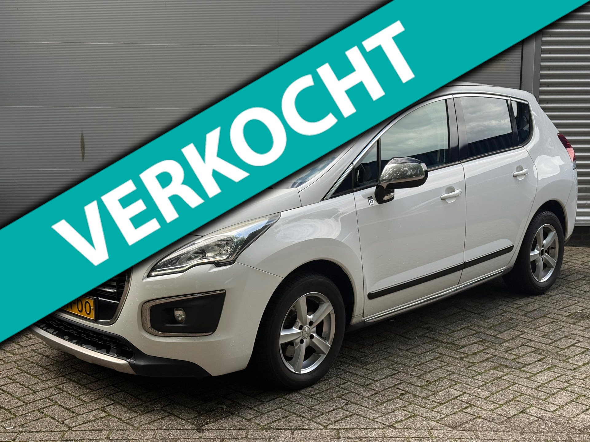 Peugeot 3008 2.0 HDi HYbrid4 l Automaat l Airco l 2014 - voorkant