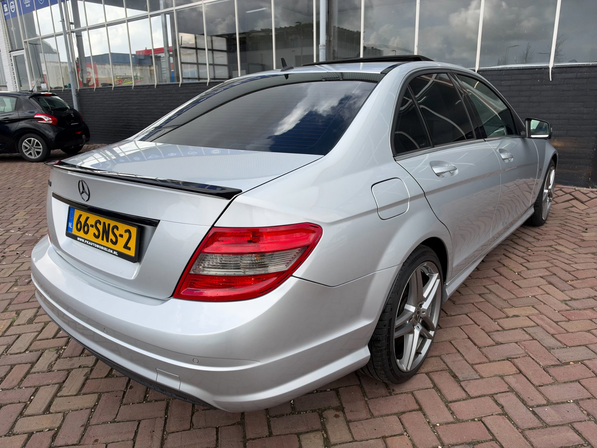 Foto van Mercedes-Benz C 180 Cgi