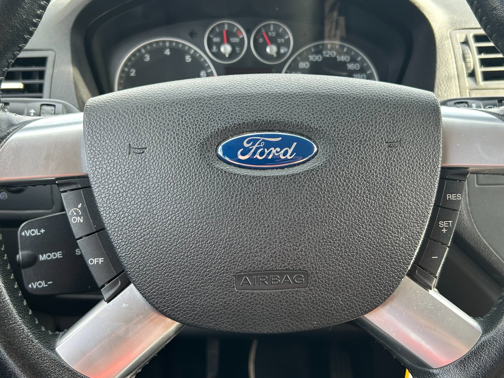 Foto van Ford Focus C-max