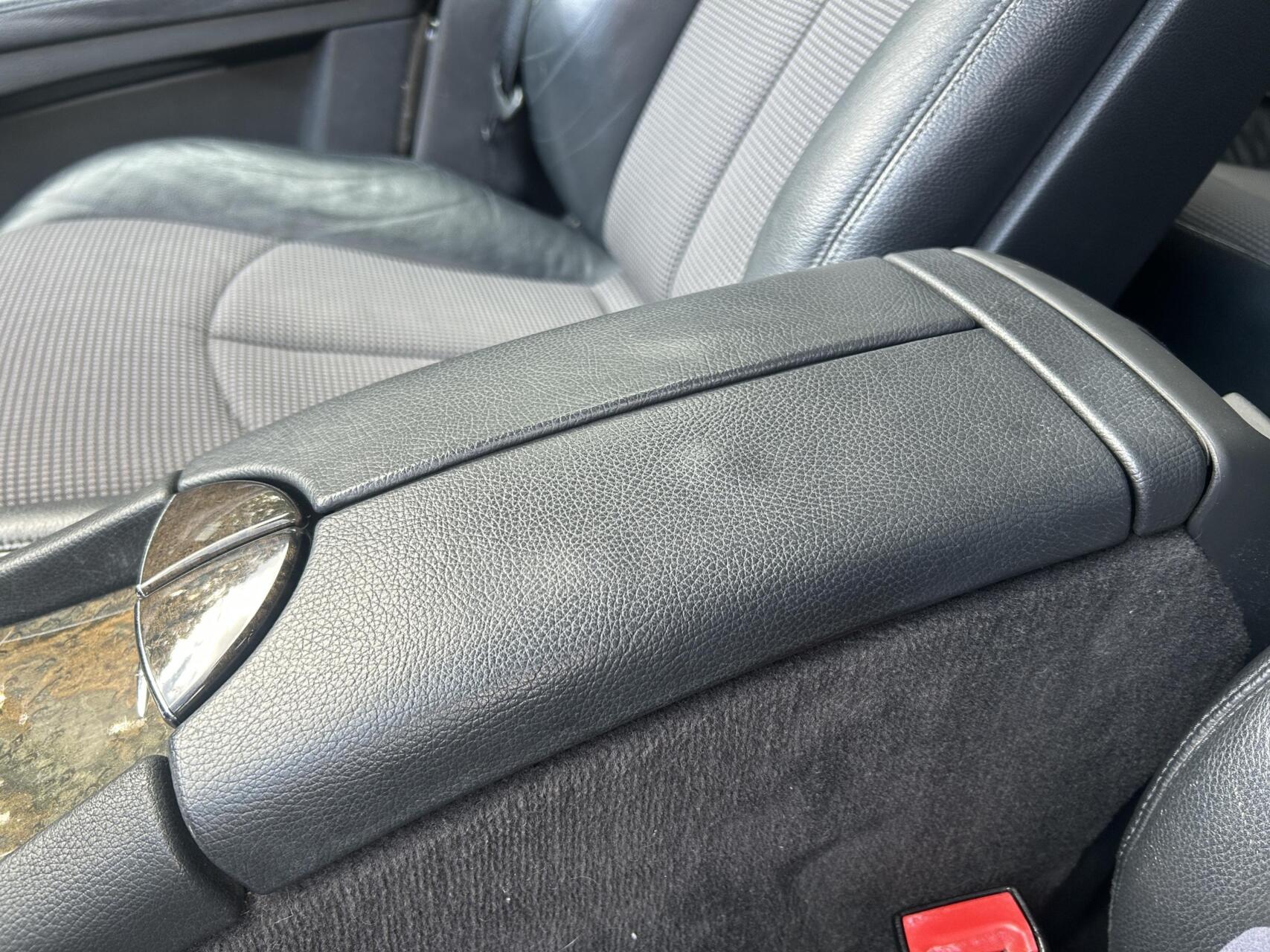 Foto van Mercedes-Benz E 240