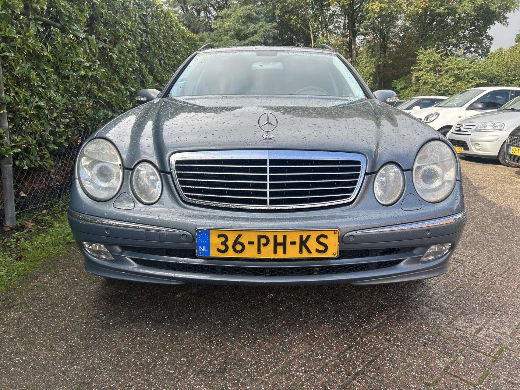 Foto van Mercedes-Benz E 240