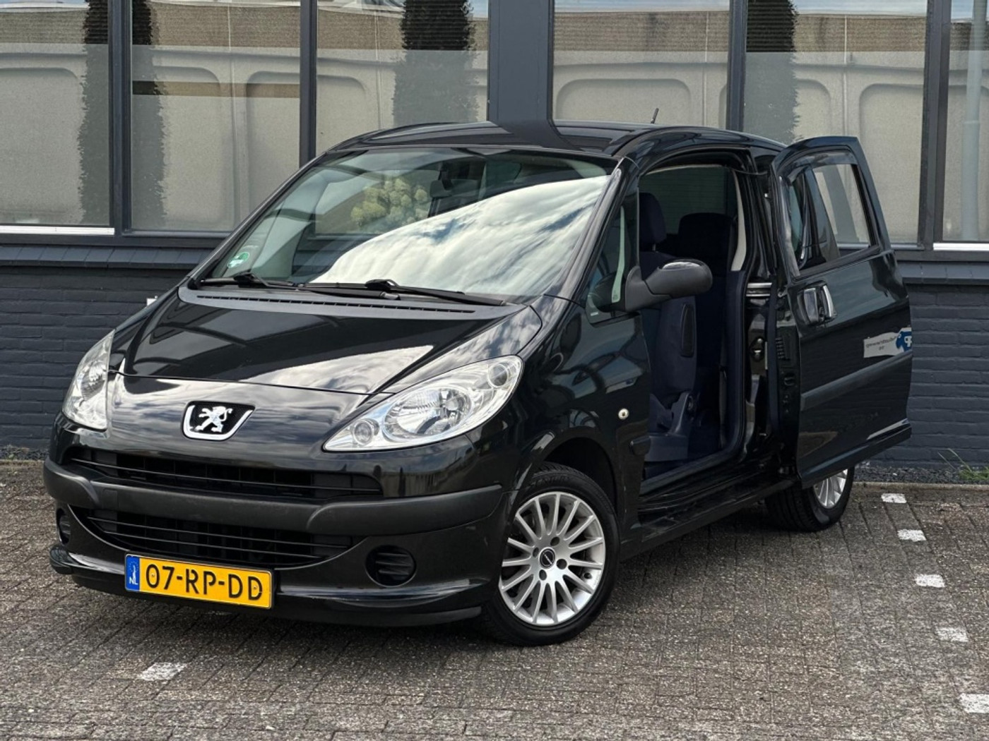 Foto van Peugeot 1007