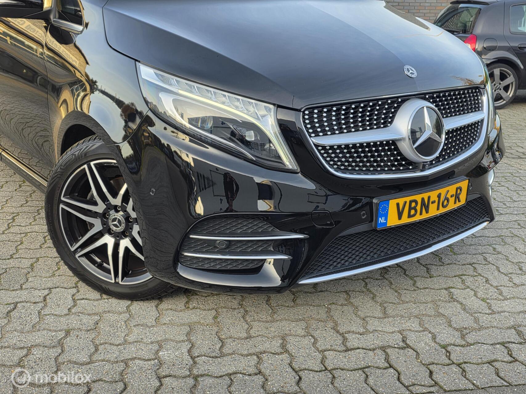 Foto van Mercedes-Benz V-klasse