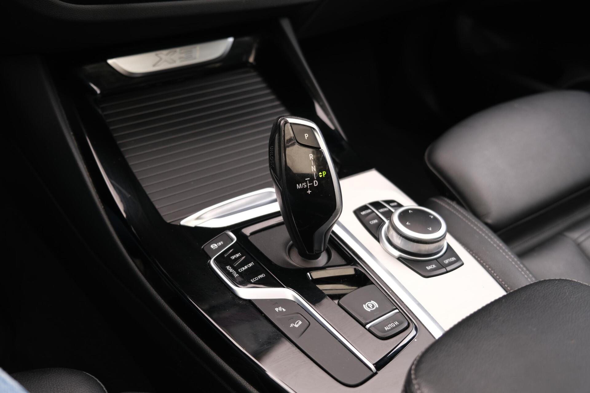 Foto van BMW X3 Xdrive20i