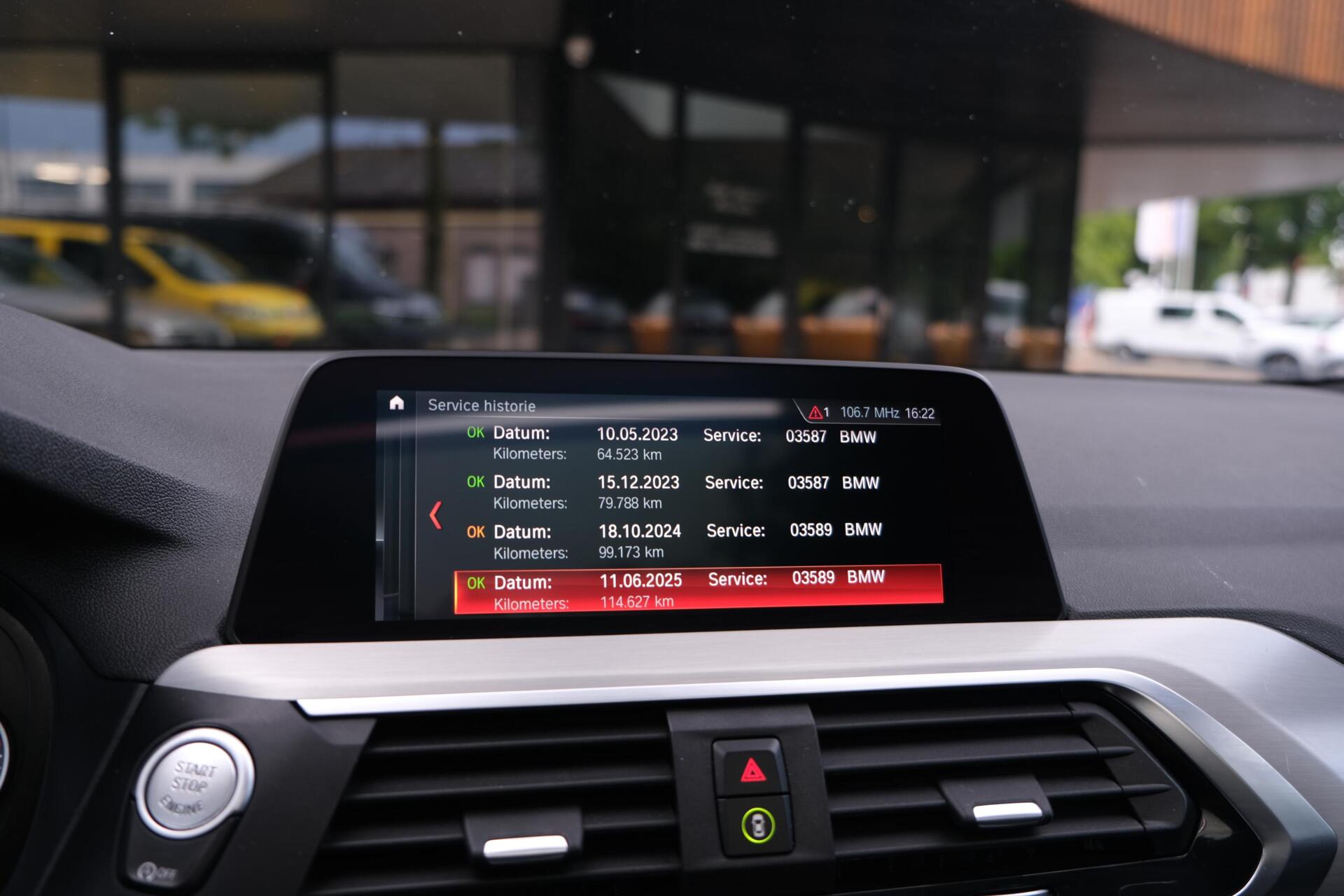 Foto van BMW X3 Xdrive20i