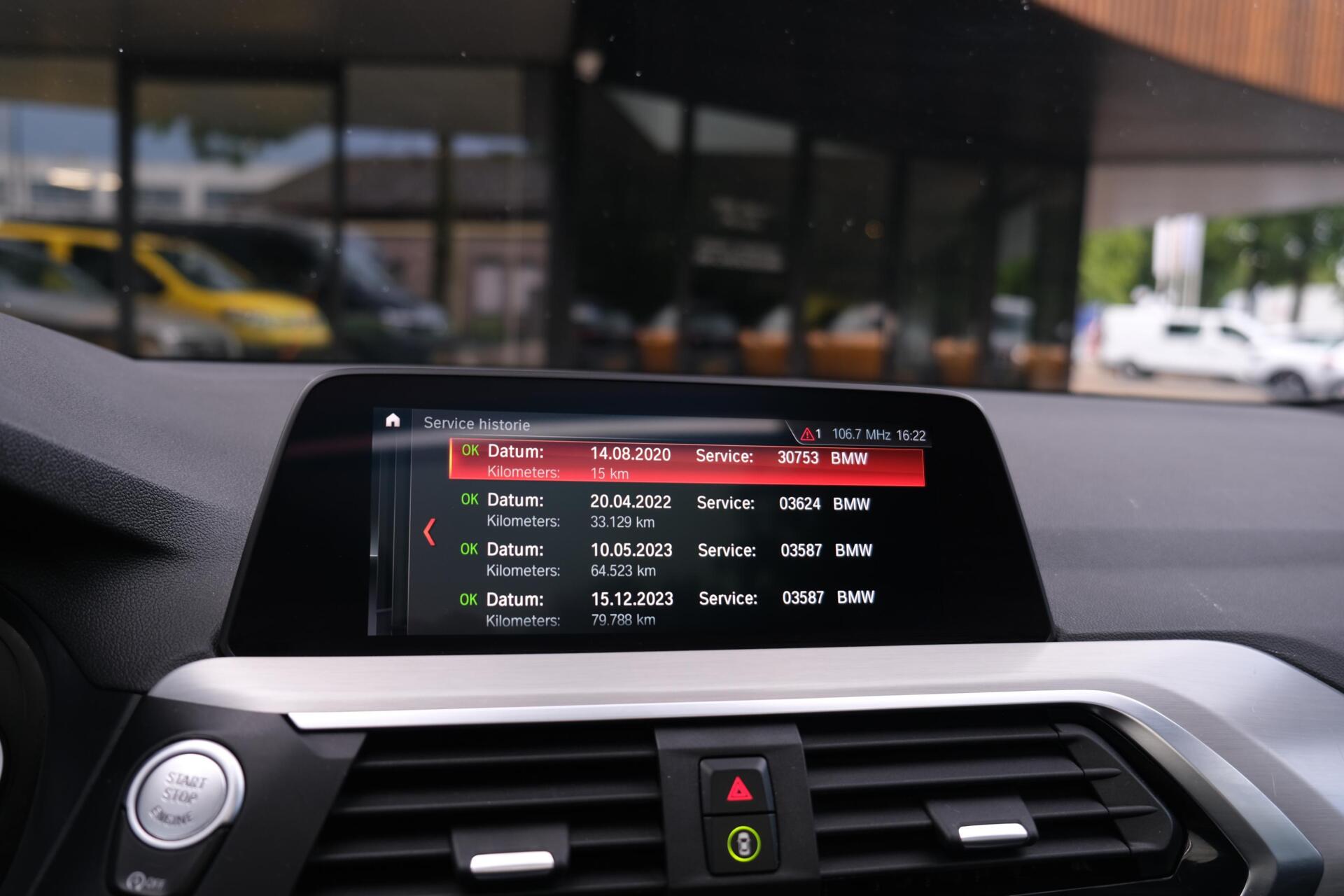 Foto van BMW X3 Xdrive20i