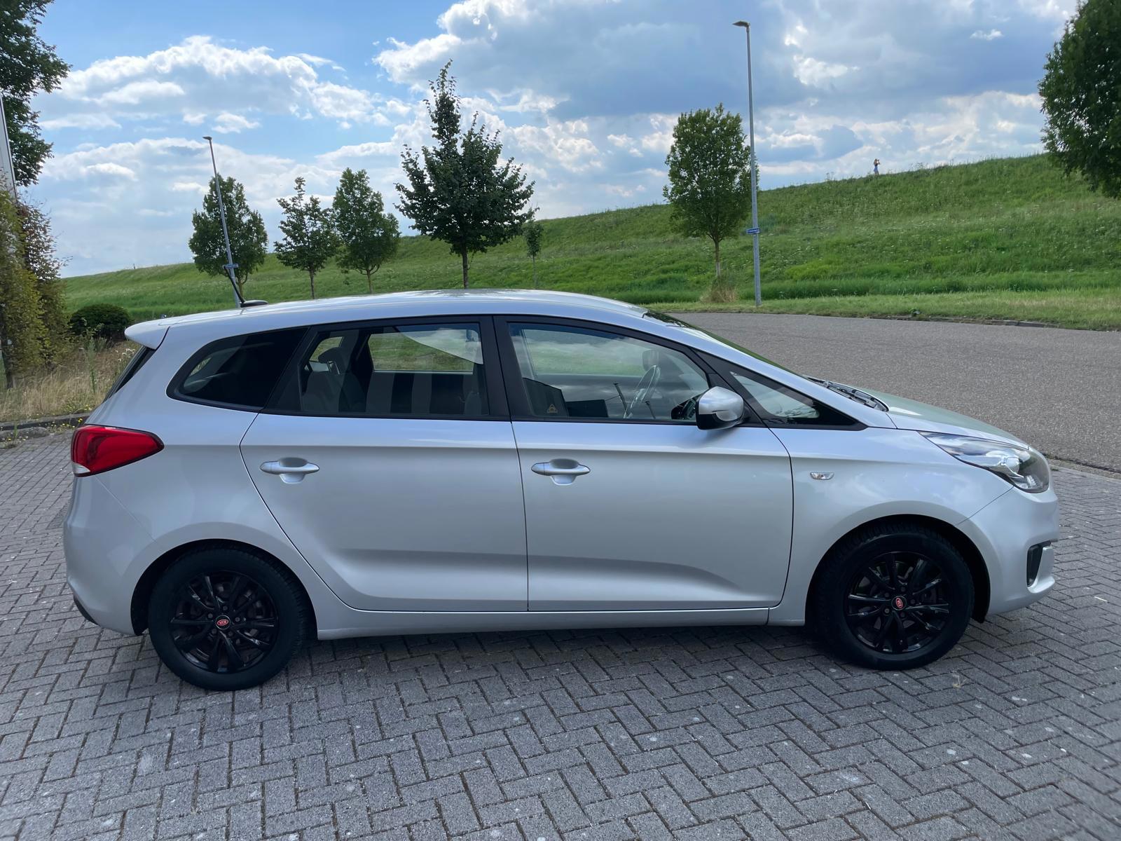 Foto van Kia Carens