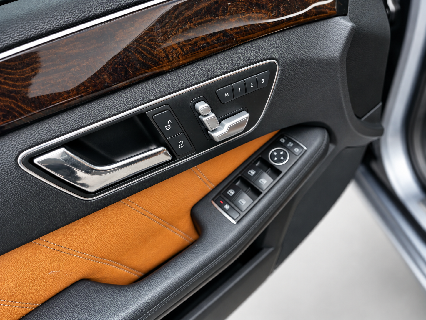 Foto van Mercedes-Benz E 350 Cgi