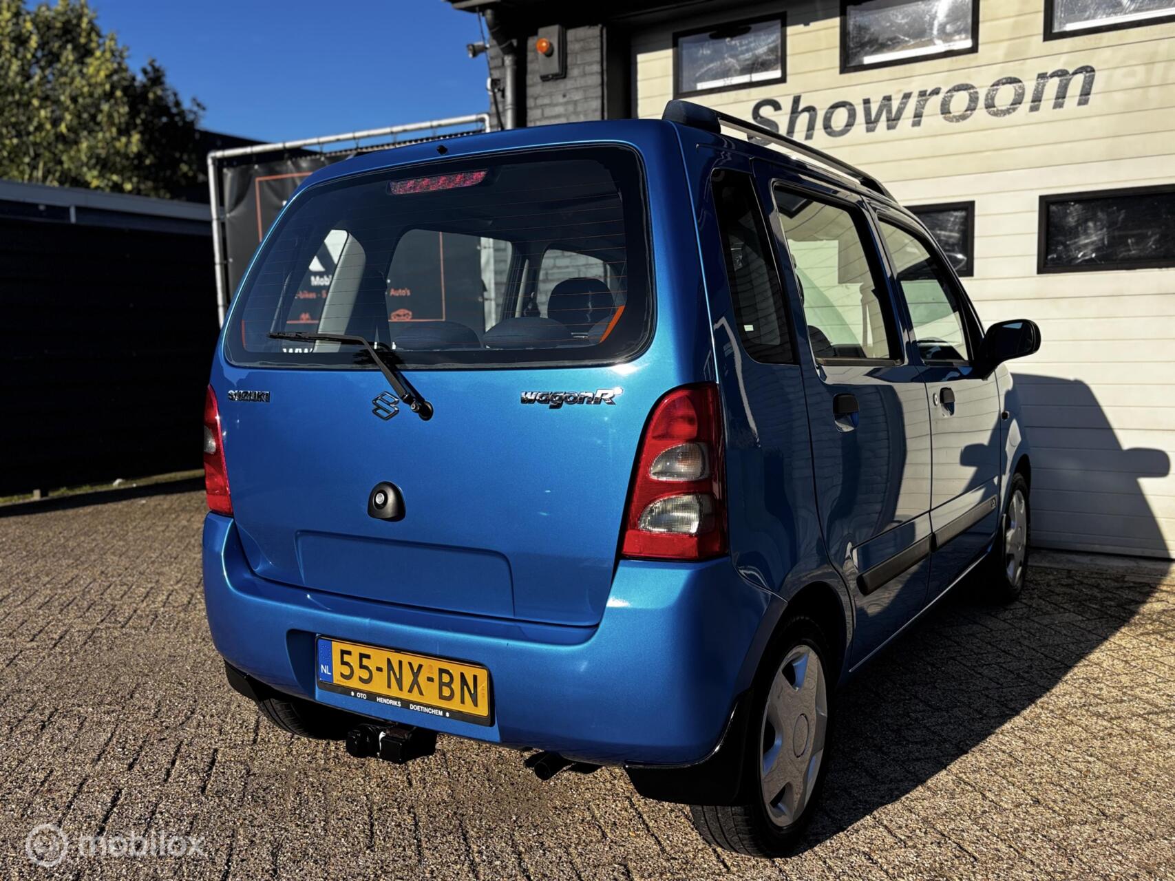 Foto van Suzuki Wagon R
