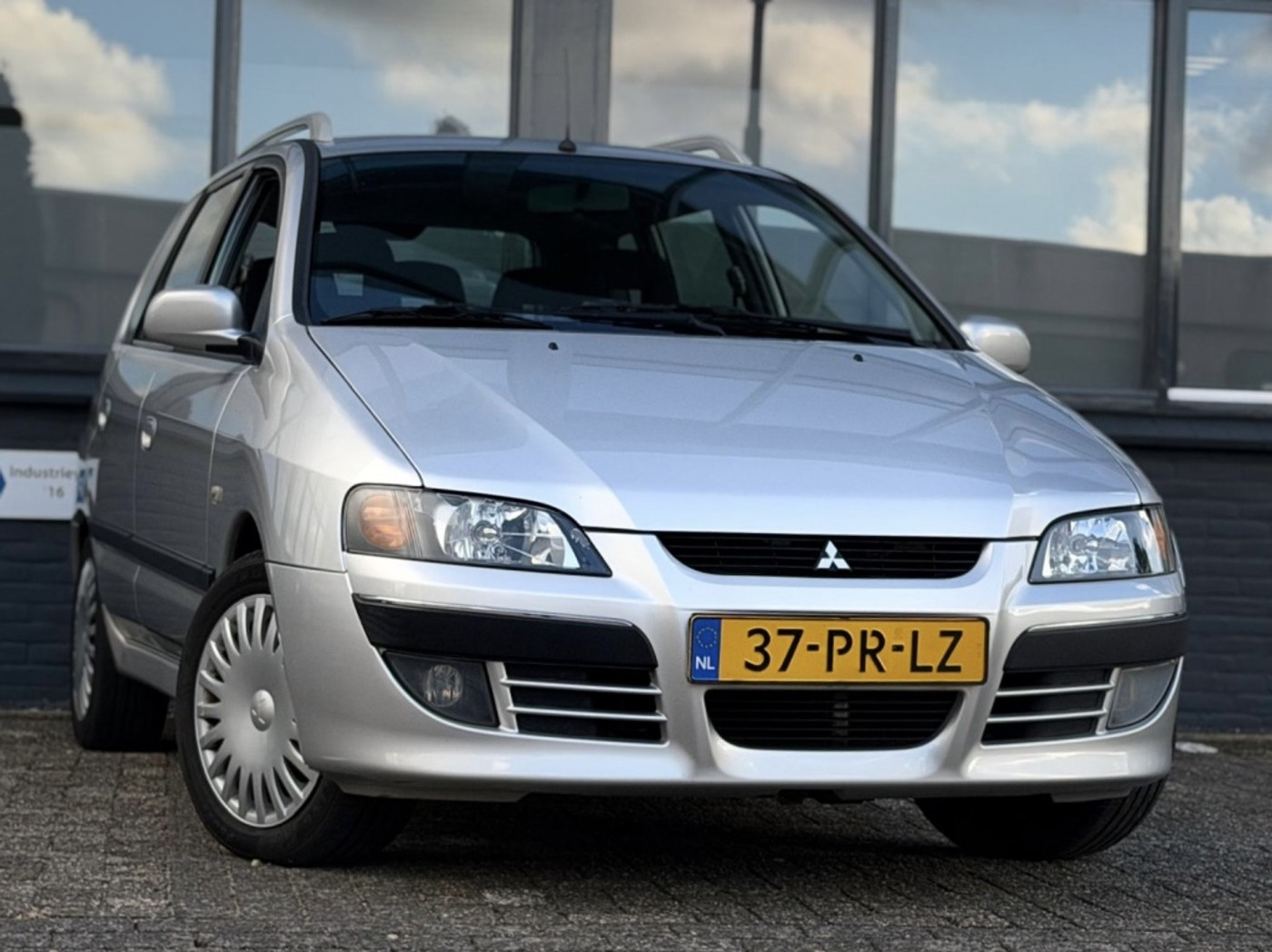 Foto van Mitsubishi Space Star