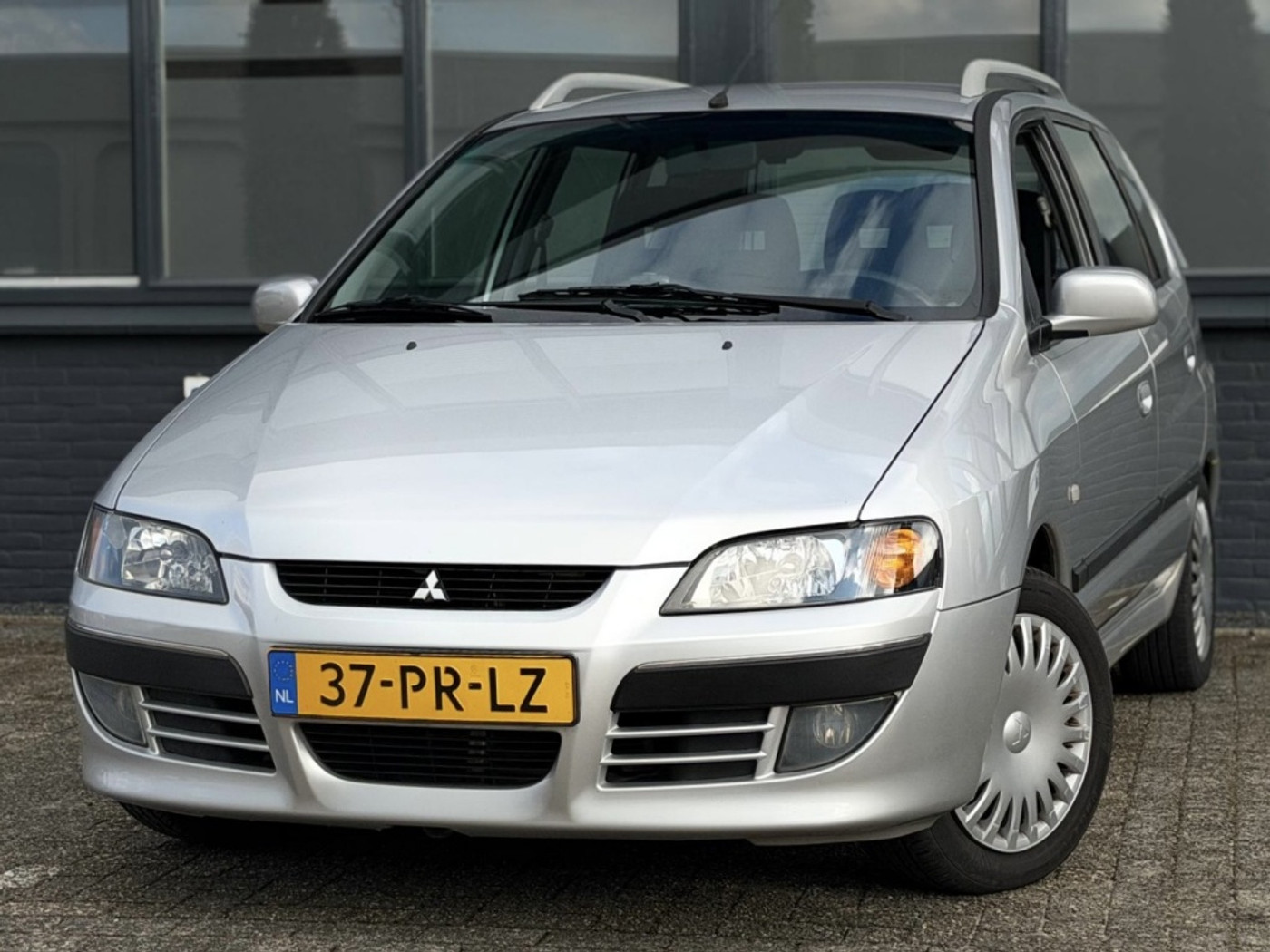 Mitsubishi Space Star 1.6 Invité |Airco |Stuurbkr |Nieuwe APK |NAP 2004 - voorkant