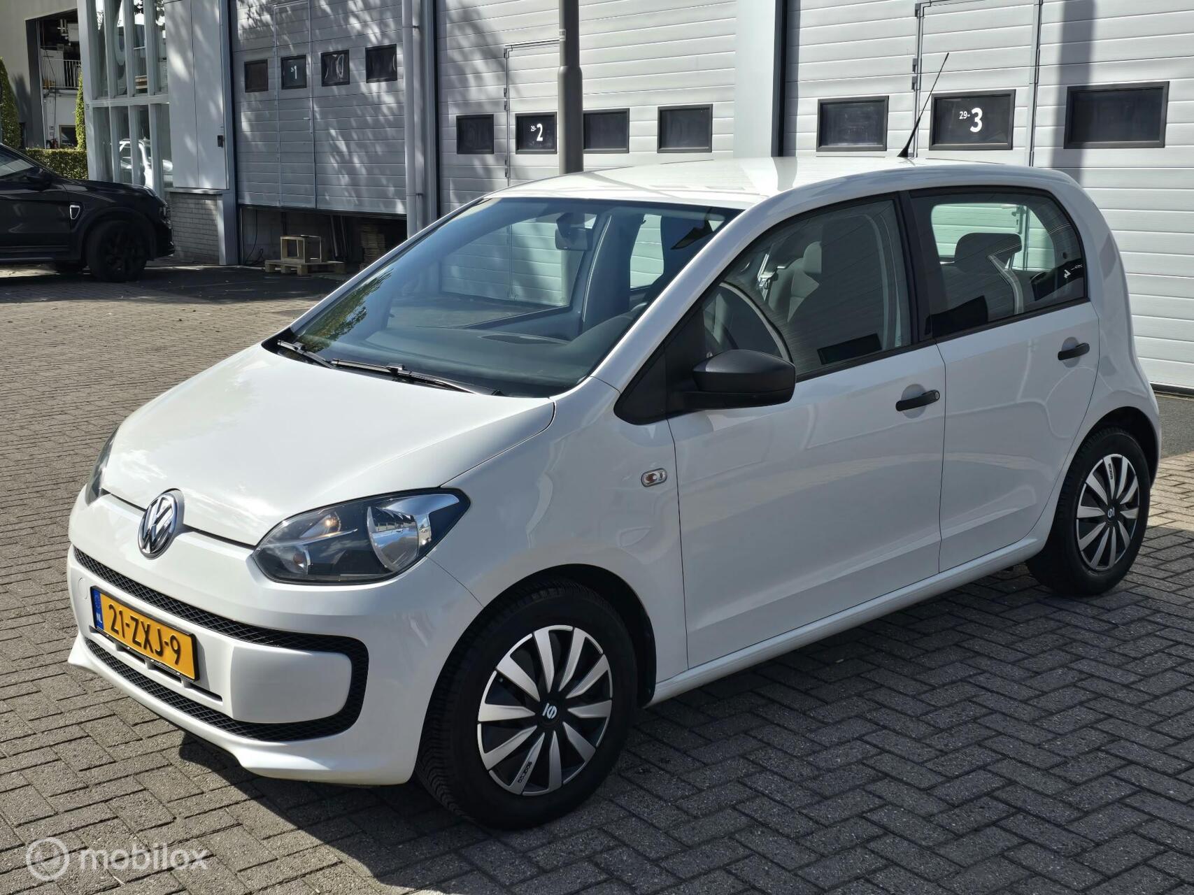 Volkswagen Up 1.0 take up! BlueMotion 2013 - voorkant