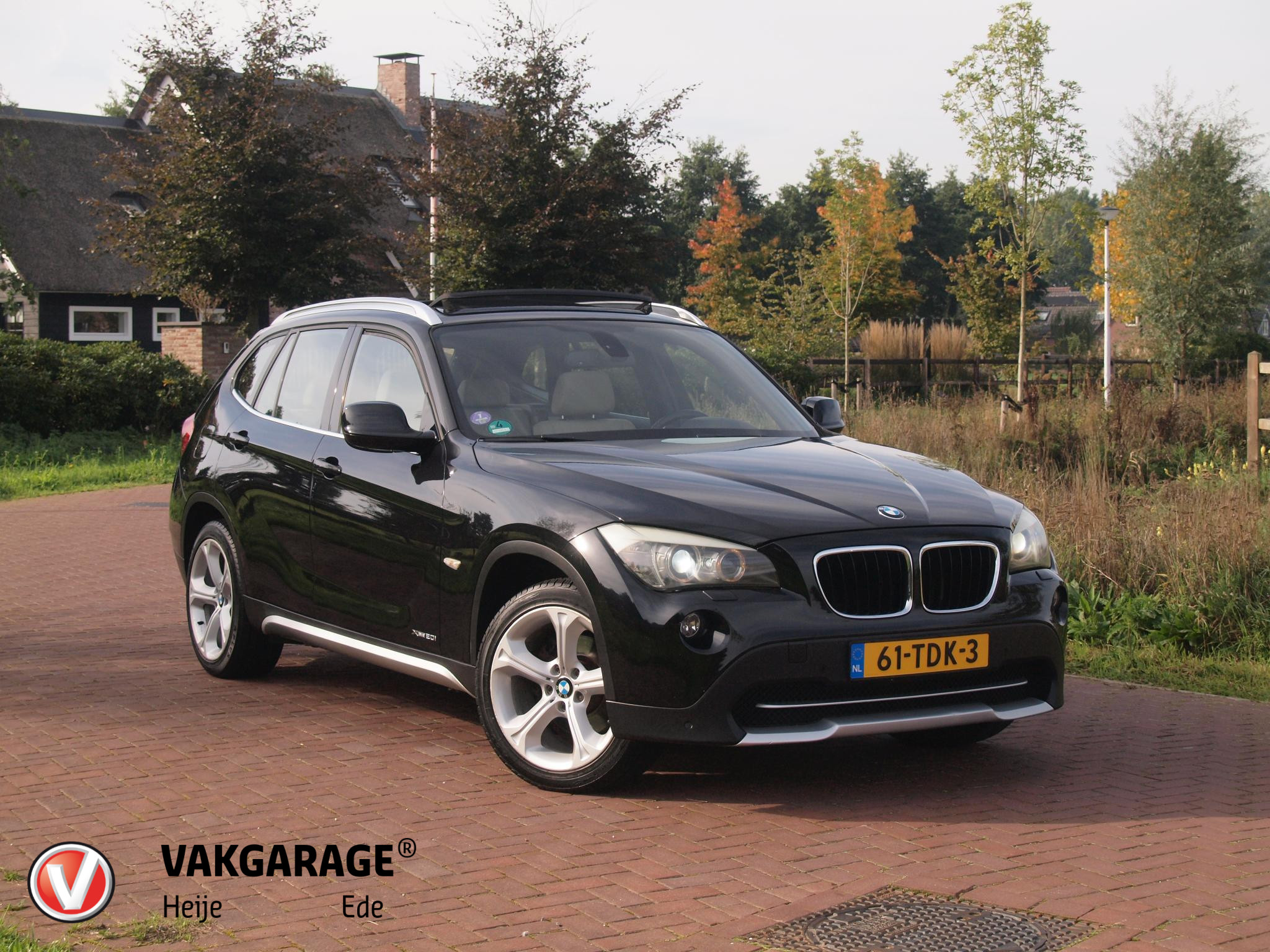 BMW X Reihe xDrive20i Business 2012 - voorkant