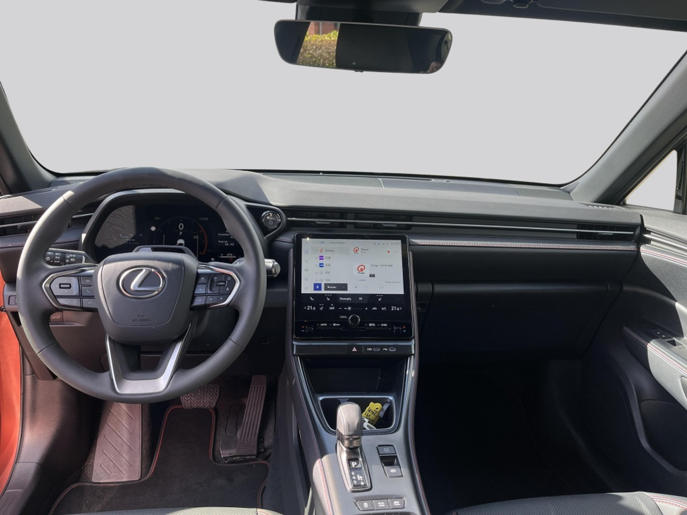 Foto van Lexus Lexus LBX