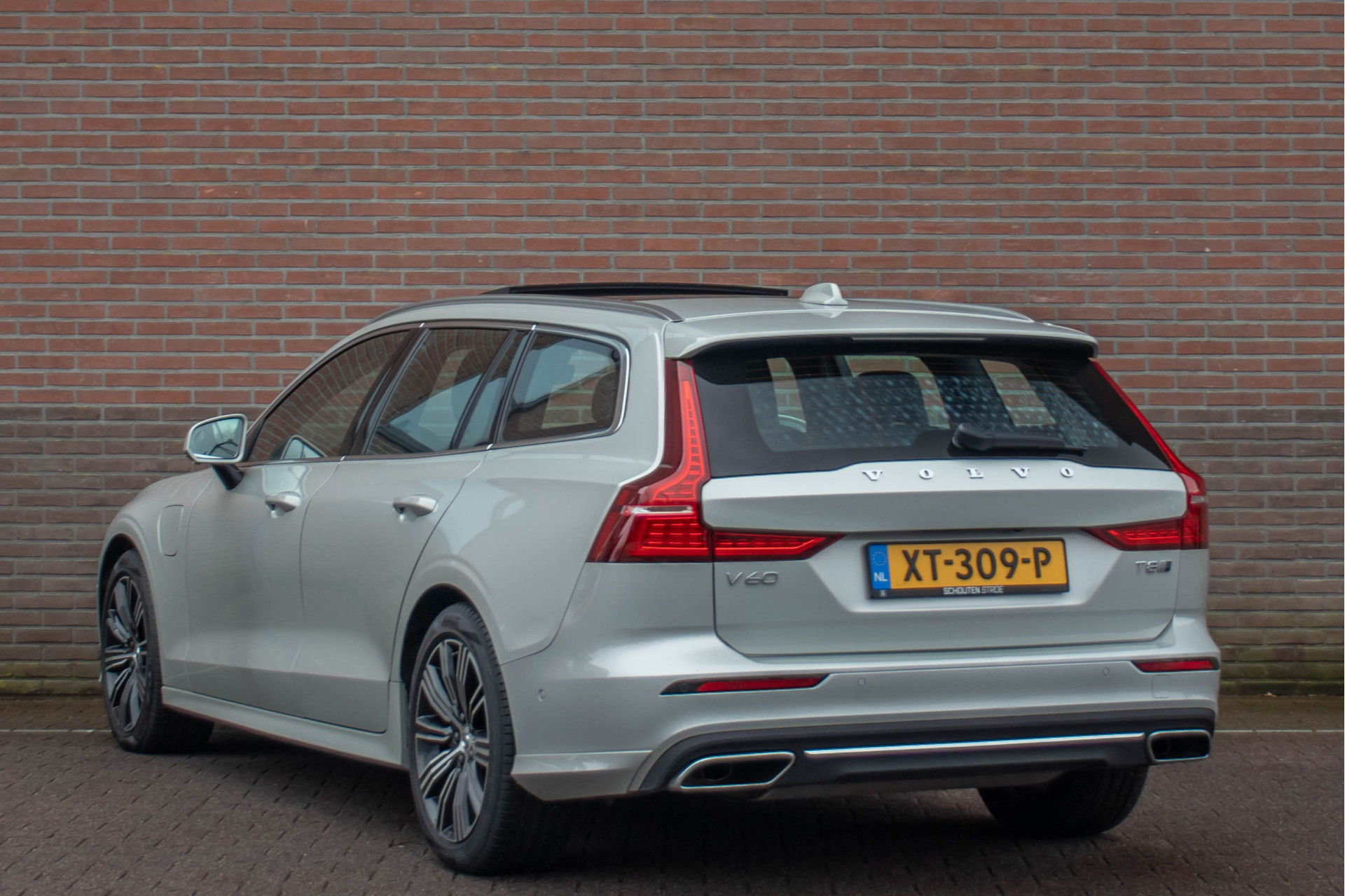 Foto van Volvo V60 T8 Twin Engine