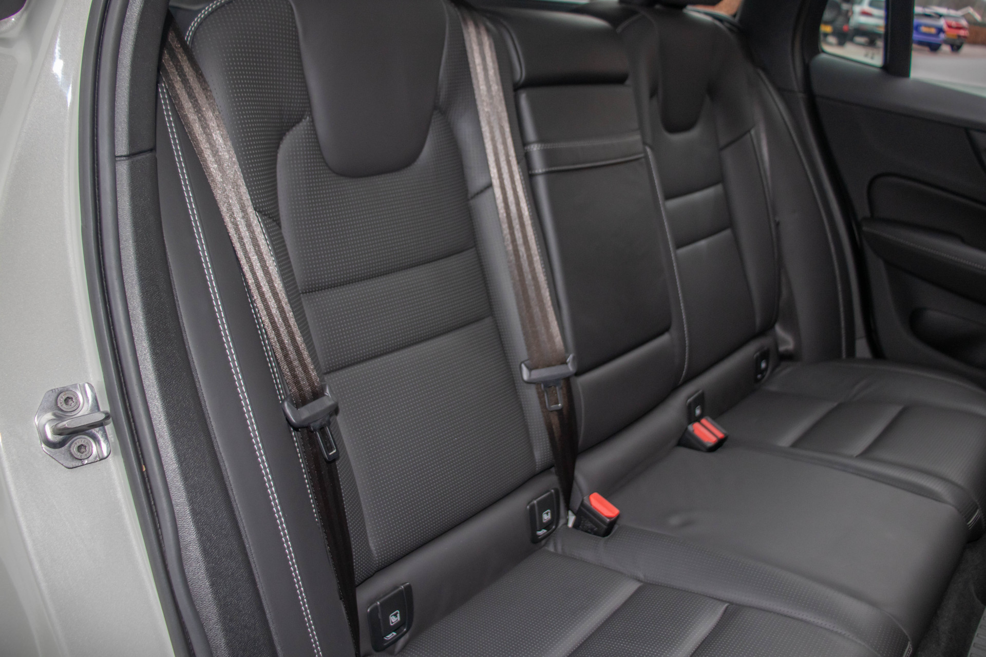 Foto van Volvo V60 T8 Twin Engine