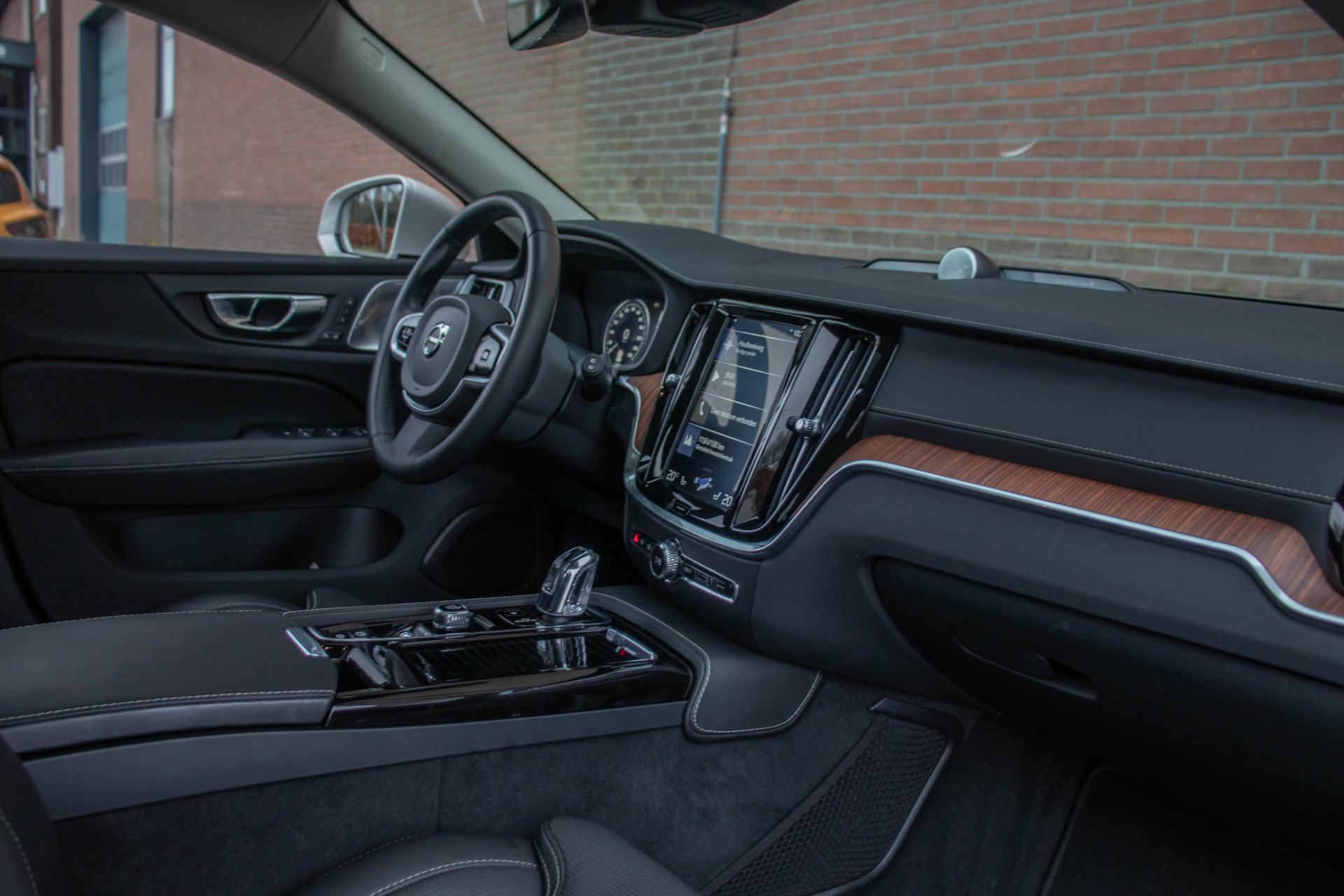 Foto van Volvo V60 T8 Twin Engine