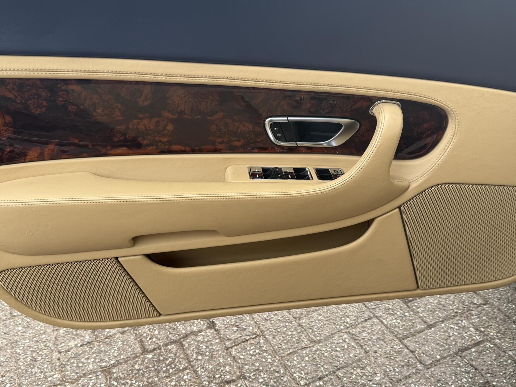 Foto van Bentley Continental GT