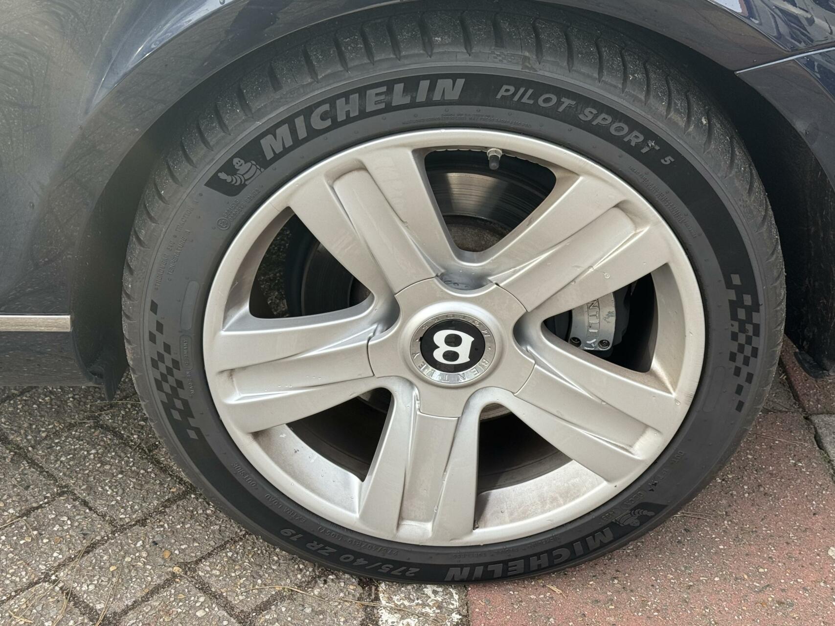Foto van Bentley Continental GT