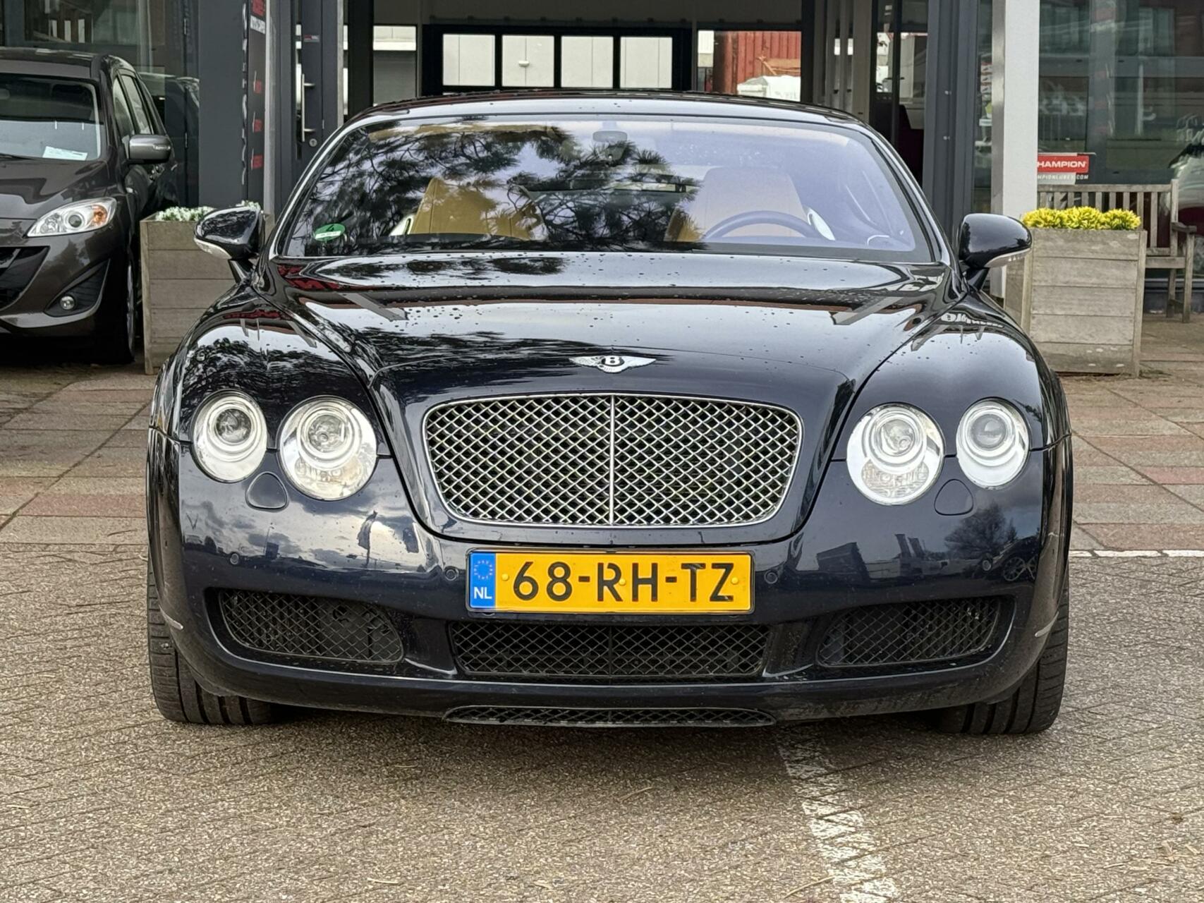 Foto van Bentley Continental GT