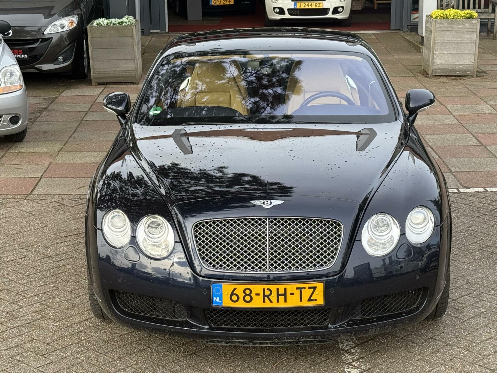 Foto van Bentley Continental GT
