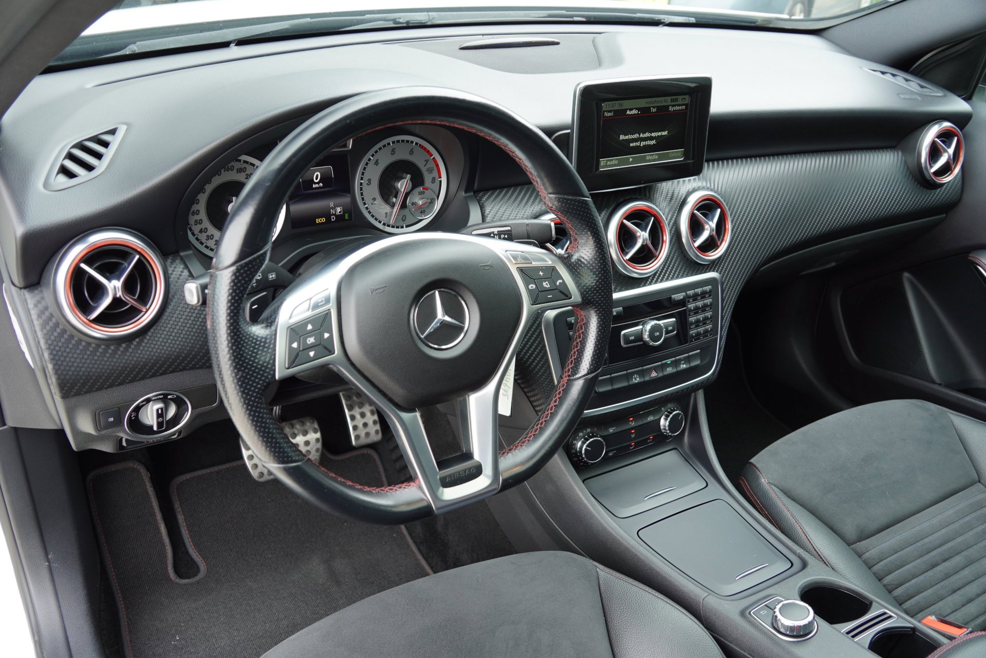 Foto van Mercedes-Benz A 180