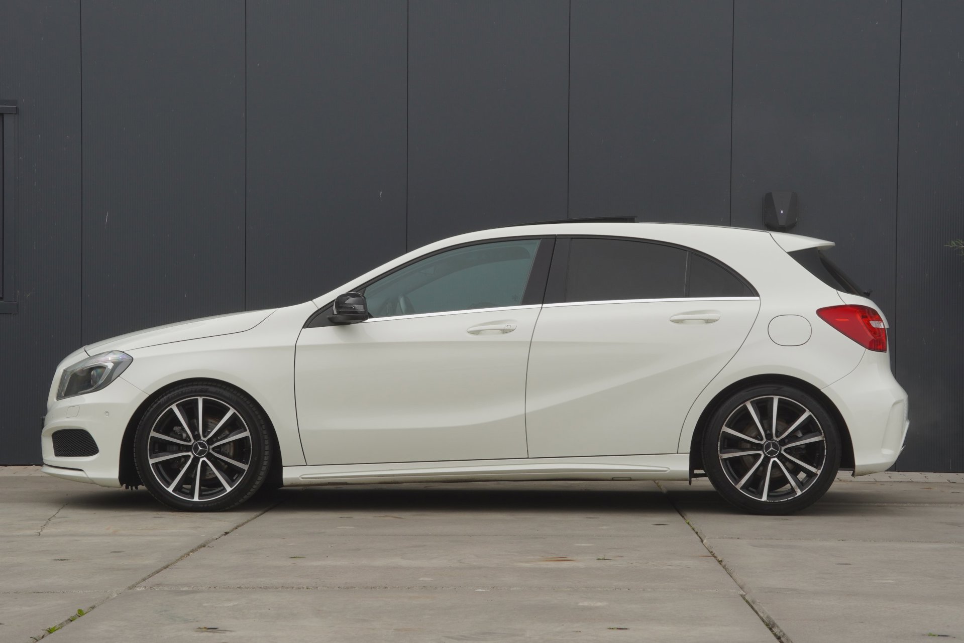 Foto van Mercedes-Benz A 180