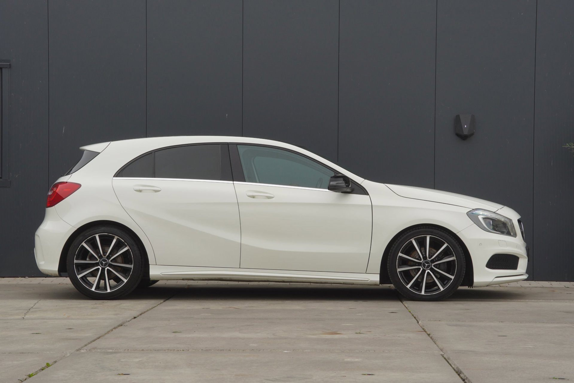 Foto van Mercedes-Benz A 180