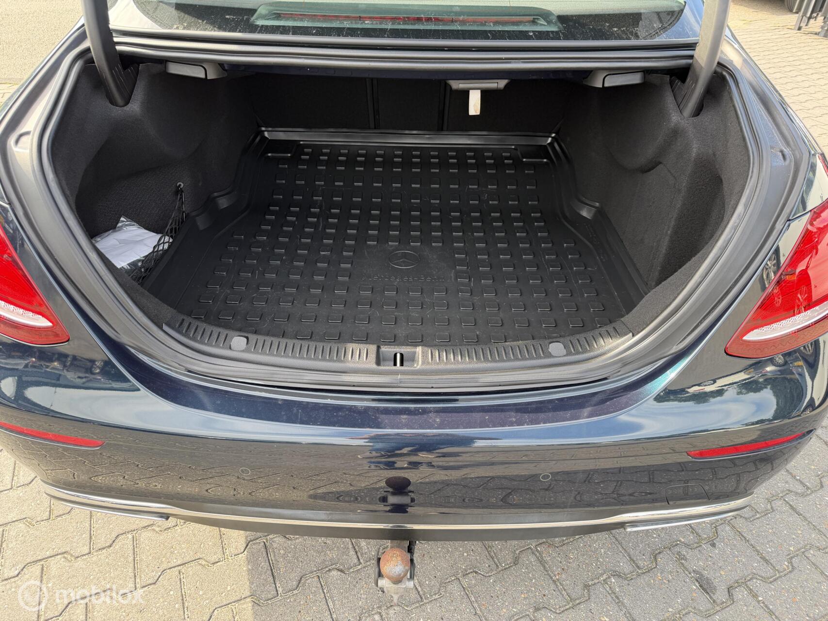 Foto van Mercedes-Benz E 350 D