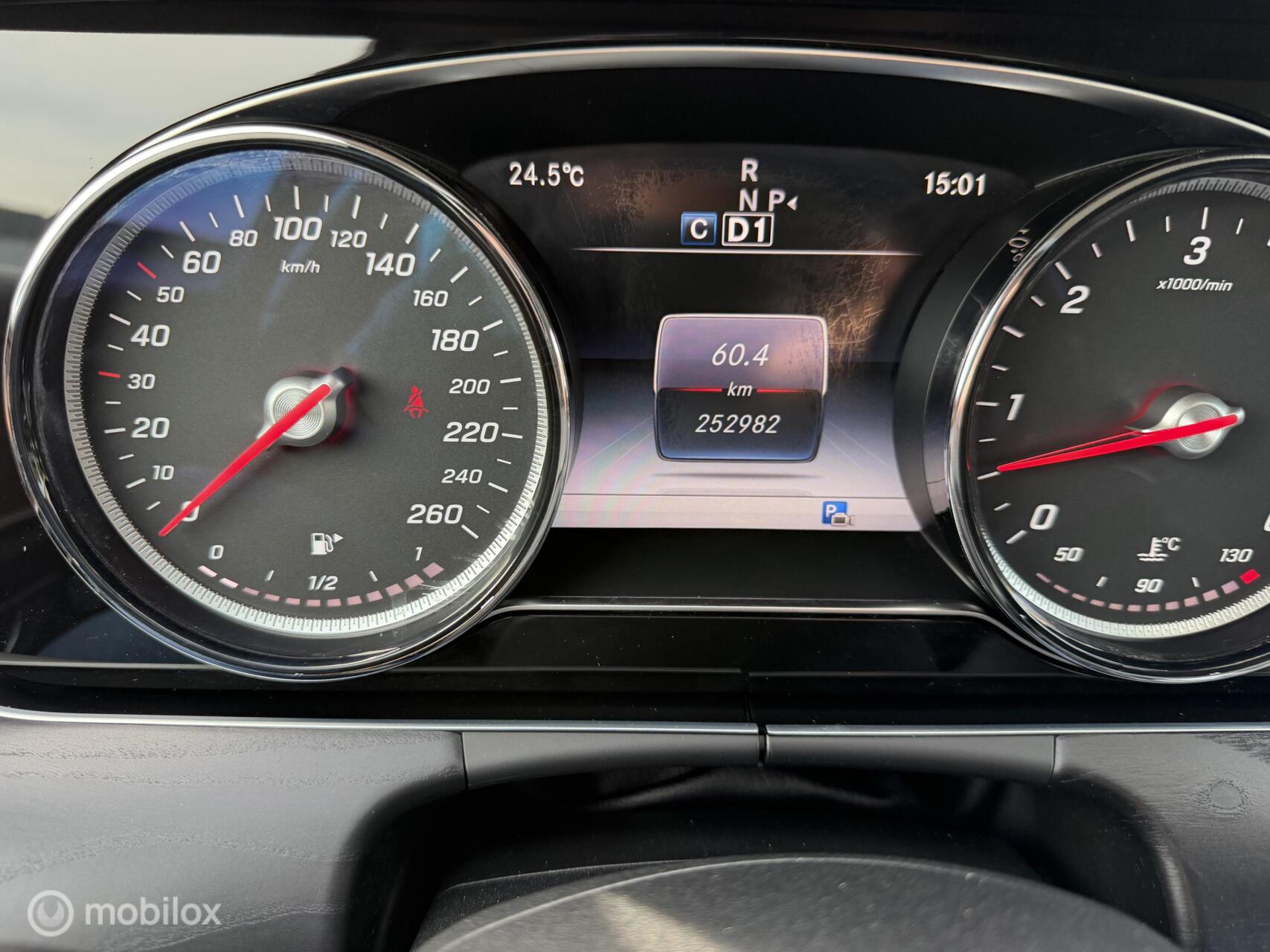 Foto van Mercedes-Benz E 350 D