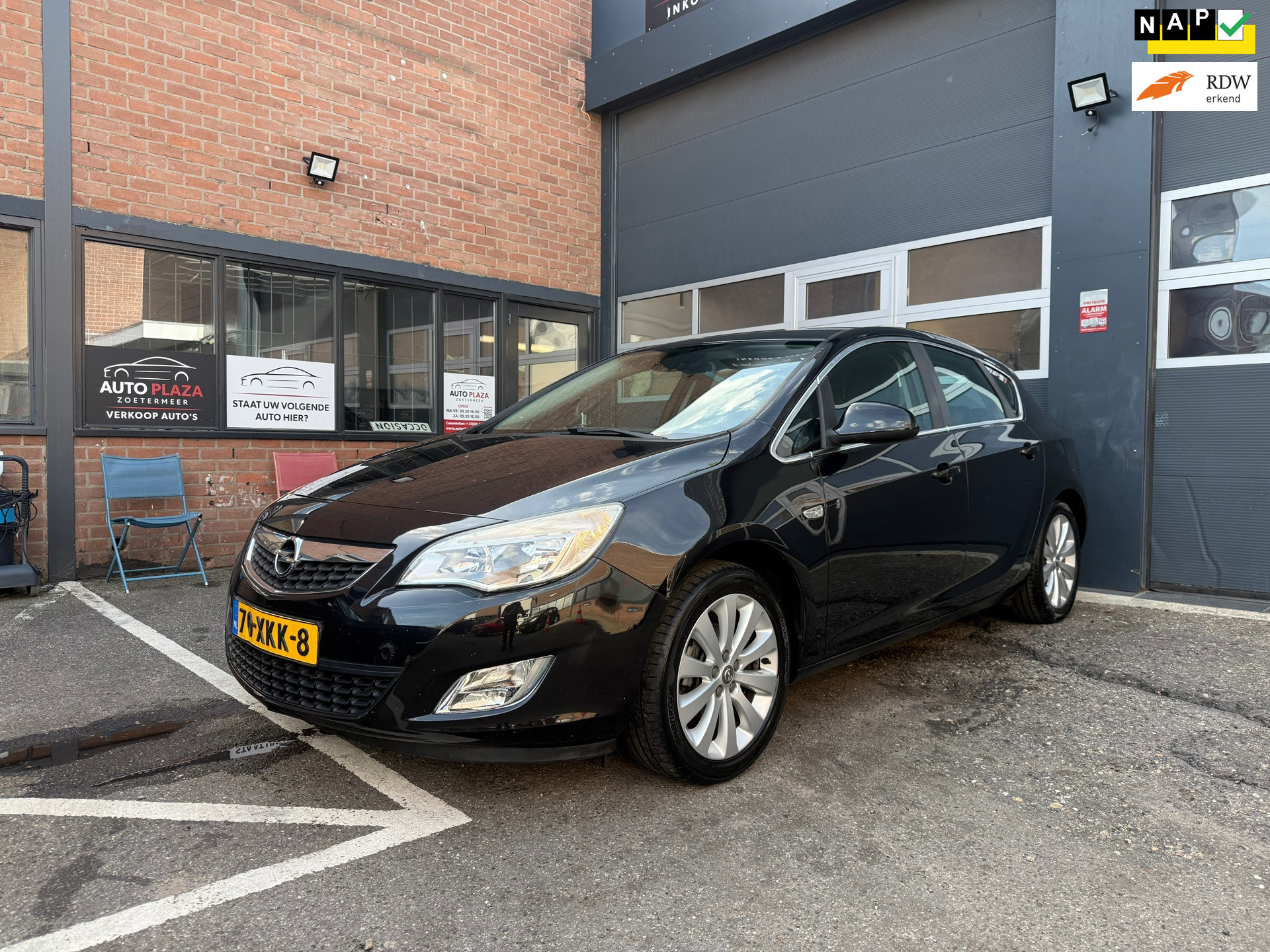 Opel Astra 1.4 Turbo GT 2012 - voorkant