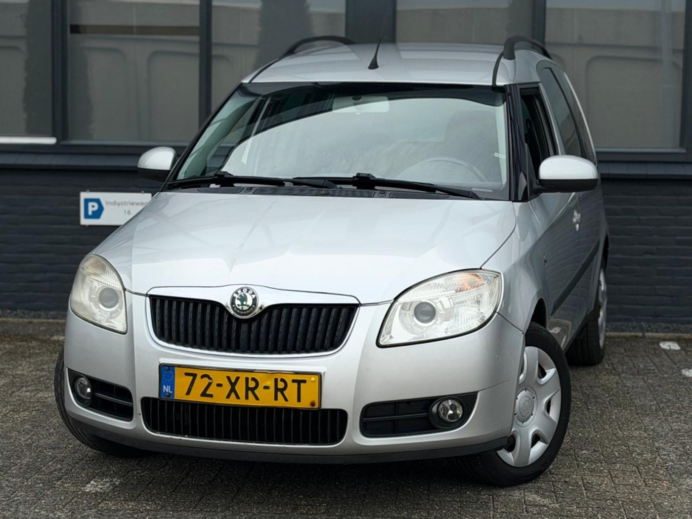 Skoda Roomster 1.4-16V Style 2007 - voorkant