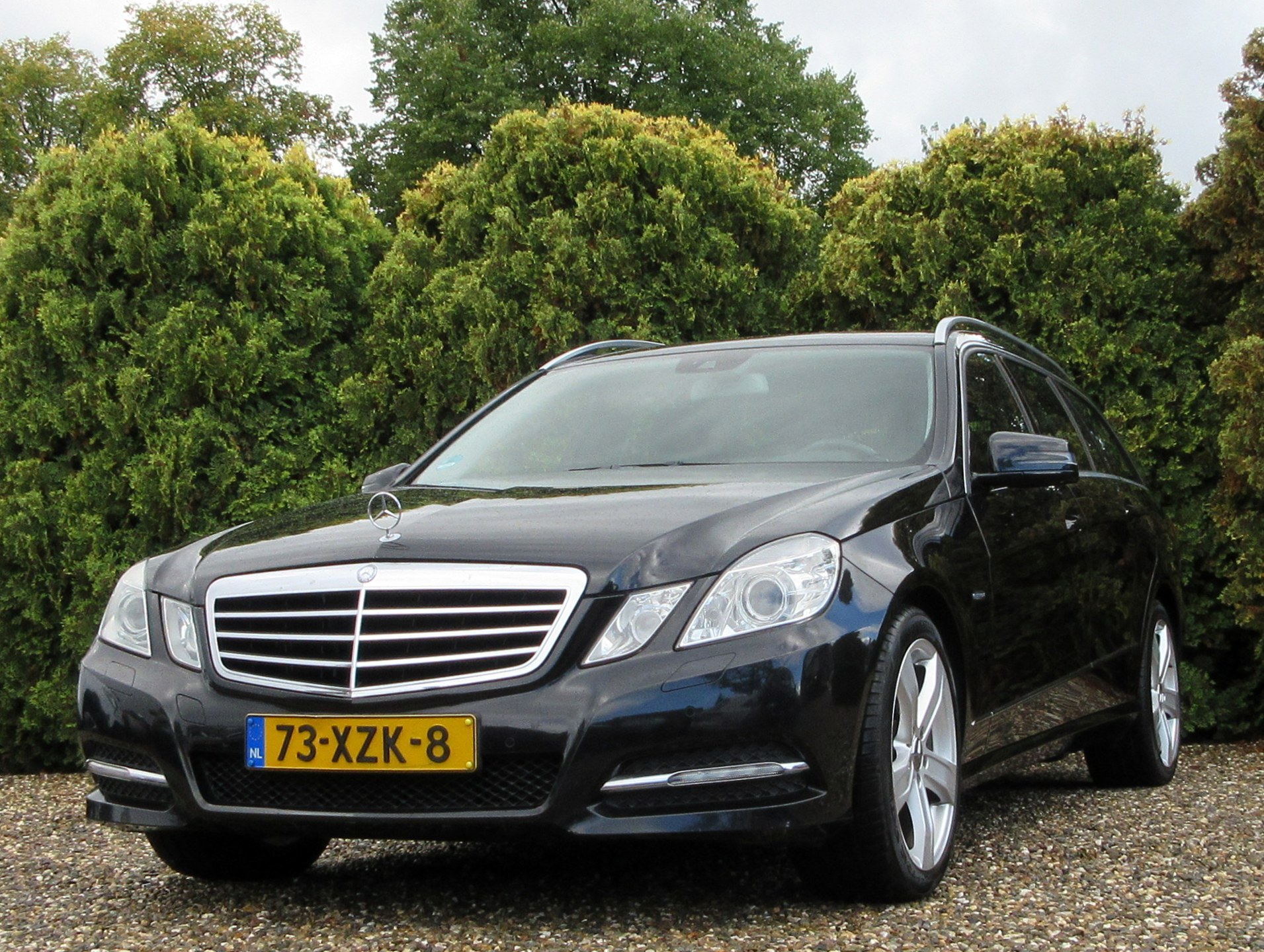 Foto van Mercedes-Benz E 200